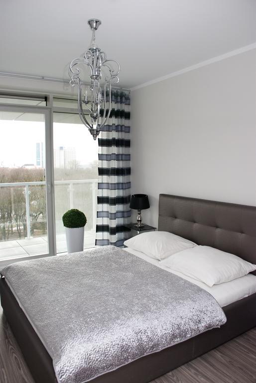 Apartamenty I.M.A Towarowa พอซนาน ห้อง รูปภาพ