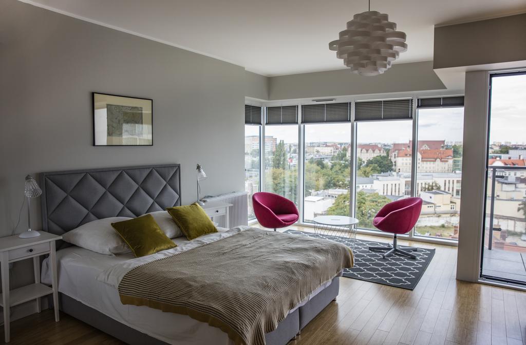 Apartamenty I.M.A Towarowa พอซนาน ภายนอก รูปภาพ