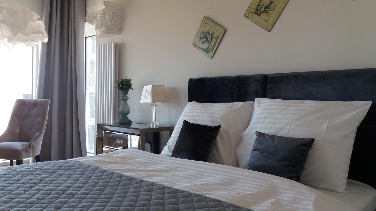 Apartamenty I.M.A Towarowa พอซนาน ภายนอก รูปภาพ
