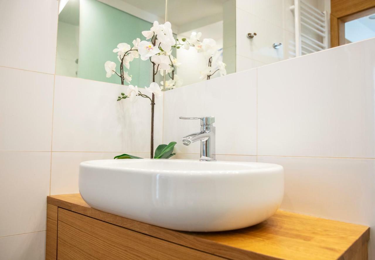 Apartamenty I.M.A Towarowa พอซนาน ภายนอก รูปภาพ